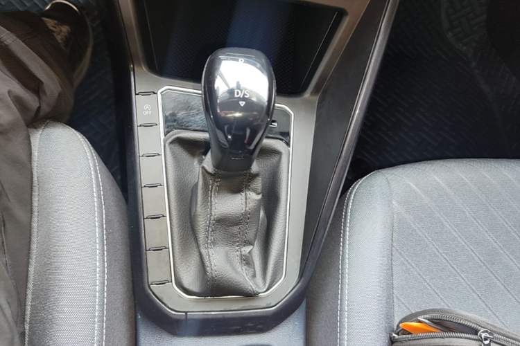 Used Volkswagen Lavida 2023 New Rui 1.5L Automatic New Yi Edition Gear Lever