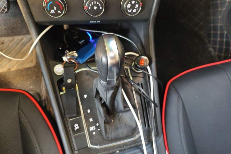 Used Volkswagen Lavida 2023 1.5L Automatic Full-Comfort Edition Gear Lever