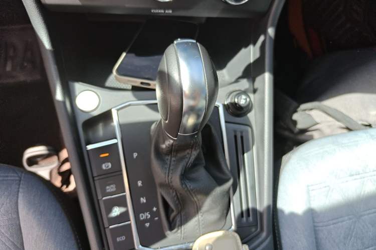 Used Volkswagen Lavida 2023 280TSI DSG Full-Comfort Edition Gear Lever