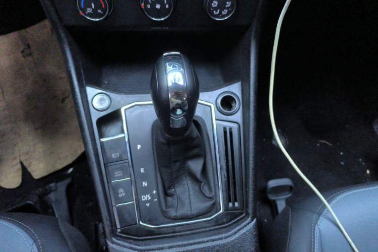Used Volkswagen Lavida 2023 280TSI DSG Starry Sky Deluxe Edition Gear Lever