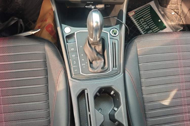 Used Volkswagen Lavida 2023 300TSI DSG Starry Full-Comfort Edition Gear Lever