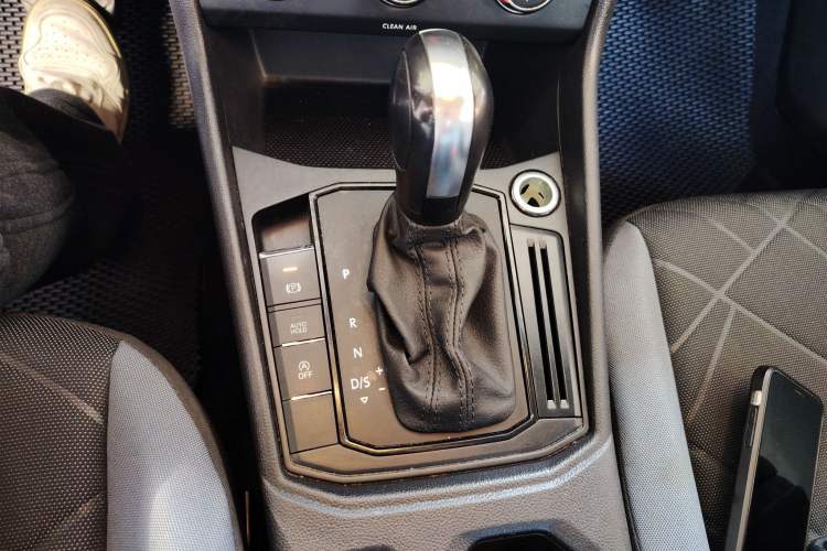 Used Volkswagen Lavida 2023 Revised 1.5L Automatic DeYi Edition Gear Lever