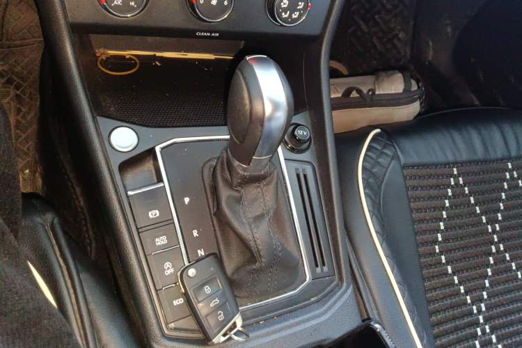 Used Volkswagen Lavida 2023 280TSI DSG Starry Sky Deluxe Edition Gear Lever