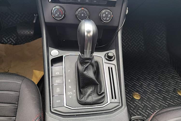 Used Volkswagen Lavida 2023 280TSI DSG Starry Sky Deluxe Edition Gear Lever