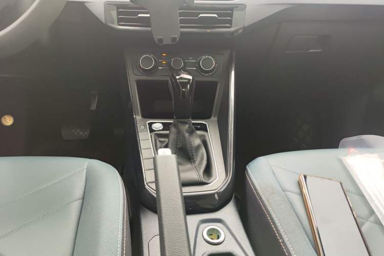 Used Volkswagen Lavida 2023 New Sharp 1.5L Automatic New Wish Edition Gear Lever