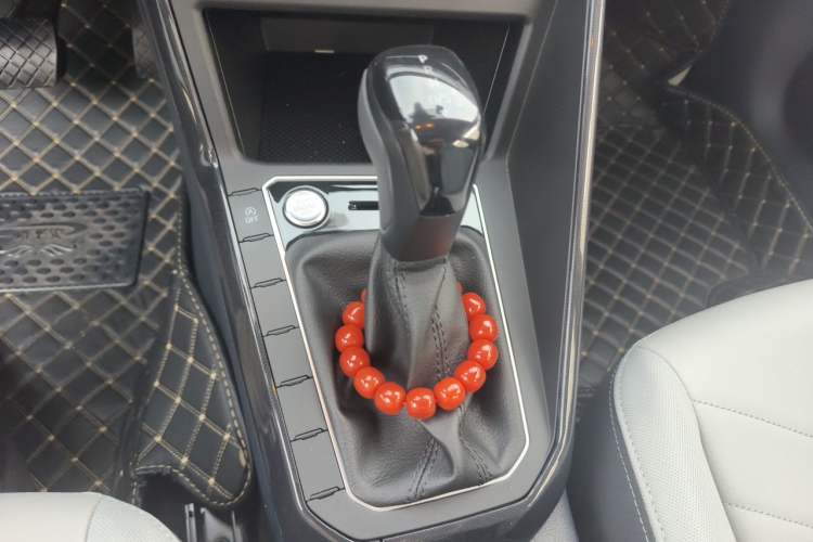 Used Volkswagen Lavida 2023 New Sharp 1.5L Automatic New Wish Edition Gear Lever
