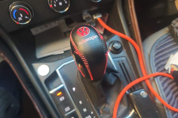Used Volkswagen Lavida 2023 1.5L Automatic Starry Sky 5 Million Edition Gear Lever