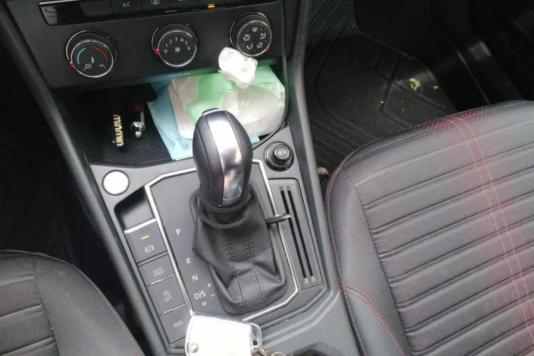Used Volkswagen Lavida 2023 280TSI DSG Starry Sky Deluxe Edition Gear Lever