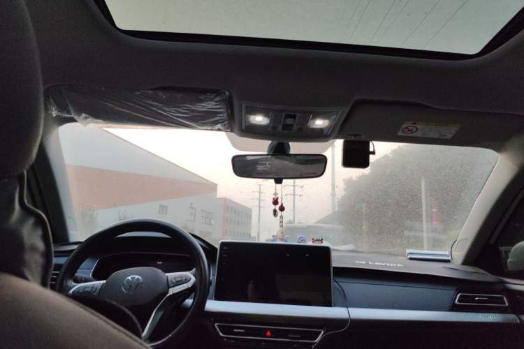 Used Volkswagen Lavida 2023 1.5L Automatic 5 Million Edition Headliner