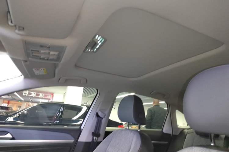 Used Volkswagen Lavida 2023 300TSI DSG Full-Comfort Edition Headliner