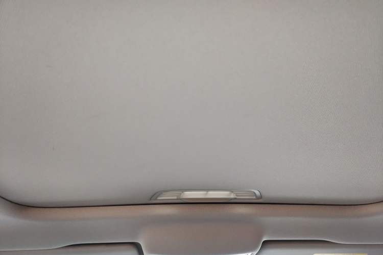 Used Volkswagen Lavida 2023 Revised Version 1.5L Automatic Starry Sky Edition – 5 Million Units Headliner