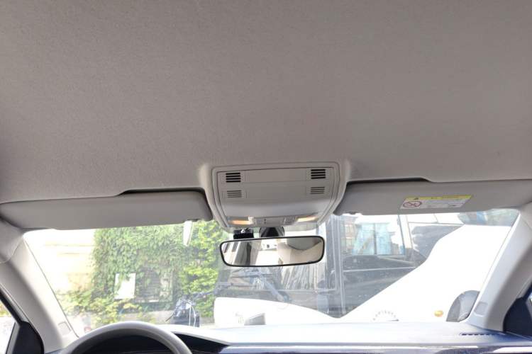 Used Volkswagen Lavida 2023 New Sharp 1.5L Automatic Excellent New Edition Headliner