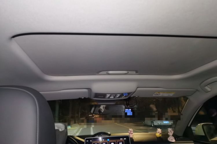 Used Volkswagen Lavida 2023 Revised Version 1.5L Automatic Starry Sky Edition – 5 Million Units Headliner