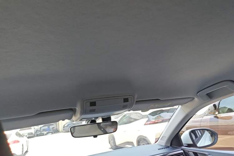 Used Volkswagen Lavida 2023 New Sharp 1.5L Automatic Excellent New Edition Headliner