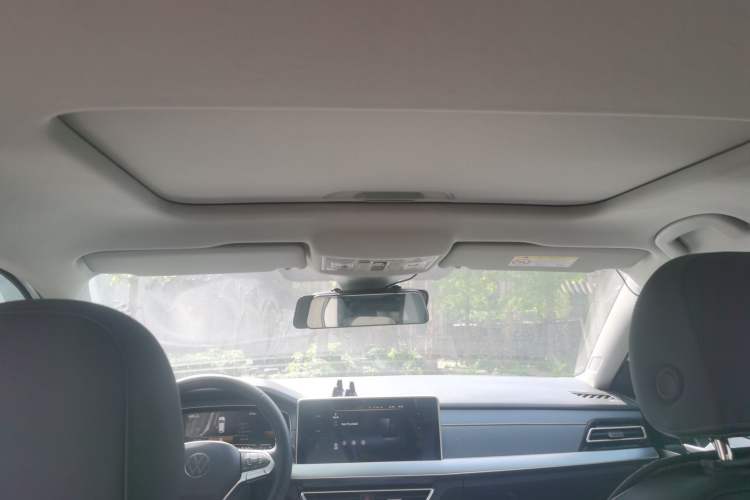 Used Volkswagen Lavida 2023 300TSI DSG Full-Comfort Edition Headliner