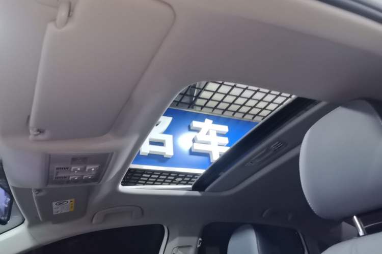 Used Volkswagen Lavida 2023 1.5L Automatic 5 Million Edition Headliner