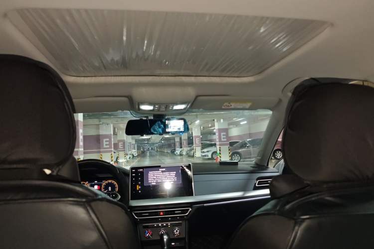 Used Volkswagen Lavida 2023 1.5L Automatic 5 Million Edition Headliner