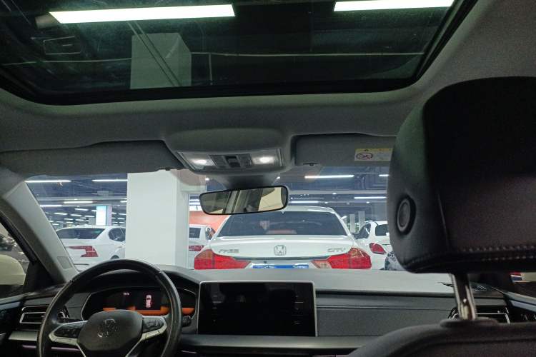 Used Volkswagen Lavida 2023 300TSI DSG Full-Comfort Edition Headliner