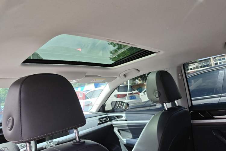Used Volkswagen Lavida 2023 280TSI DSG Full-Comfort Edition Headliner