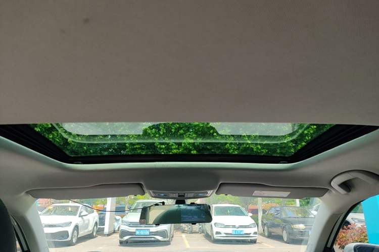 Used Volkswagen Lavida 2023 1.5L Automatic 5 Million Edition Headliner