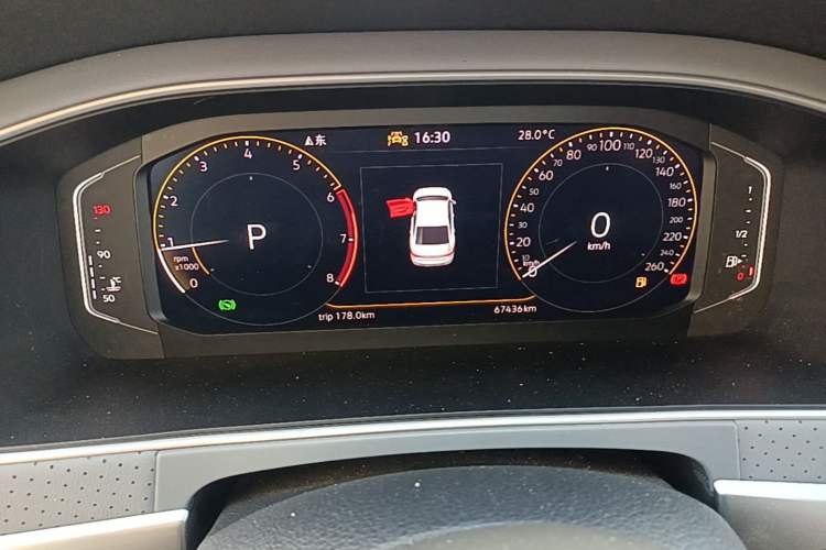 Used Volkswagen Lavida 2023 Revised Version 1.5L Automatic Starry Sky Edition – 5 Million Units Instrument Cluster