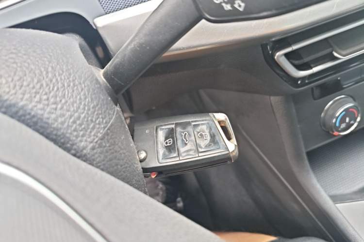 Used Volkswagen Lavida 2023 1.5L Automatic De Yi Edition Interior 1
