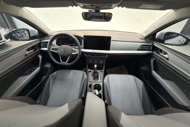Used Volkswagen Lavida 2023 1.5L Automatic 5 Million Edition Interior 1