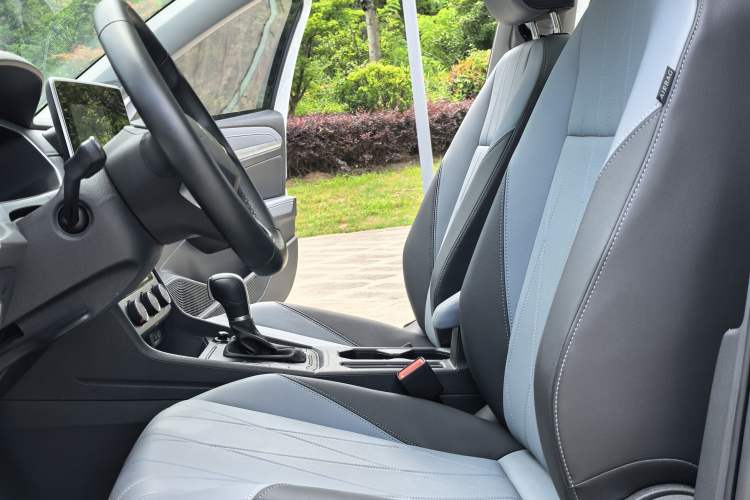 Used Volkswagen Lavida 2023 1.5L Automatic 5 Million Edition Interior 1