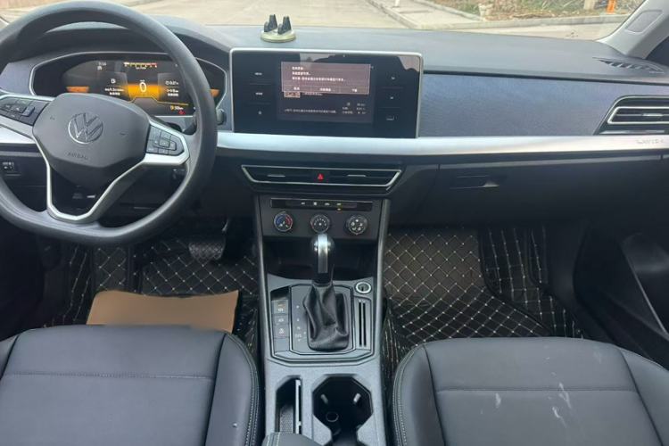 Used Volkswagen Lavida 2023 1.5L Automatic De Yi Edition Interior 1