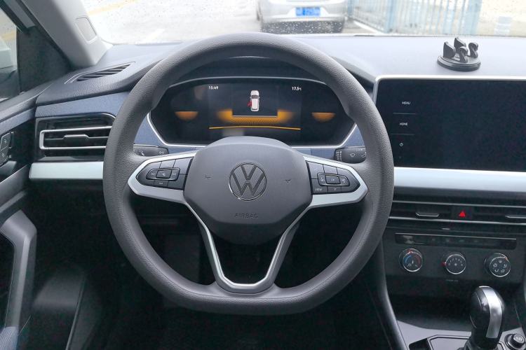 Used Volkswagen Lavida 2023 1.5L Automatic De Yi Edition Interior 1