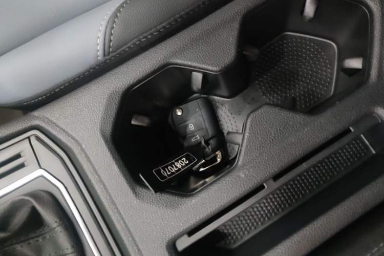 Used Volkswagen Lavida 2023 1.5L Automatic 5 Million Edition Interior 1