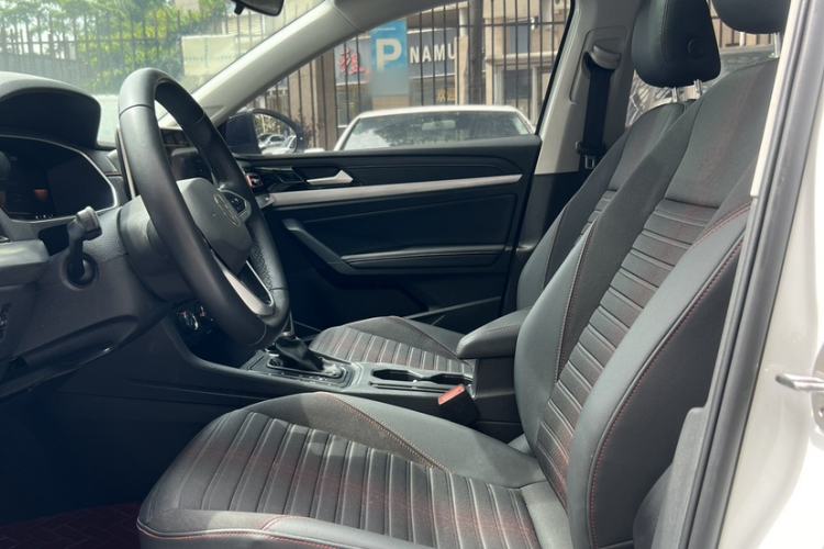 Used Volkswagen Lavida 2023 300TSI DSG Starry Full-Comfort Edition Interior 1