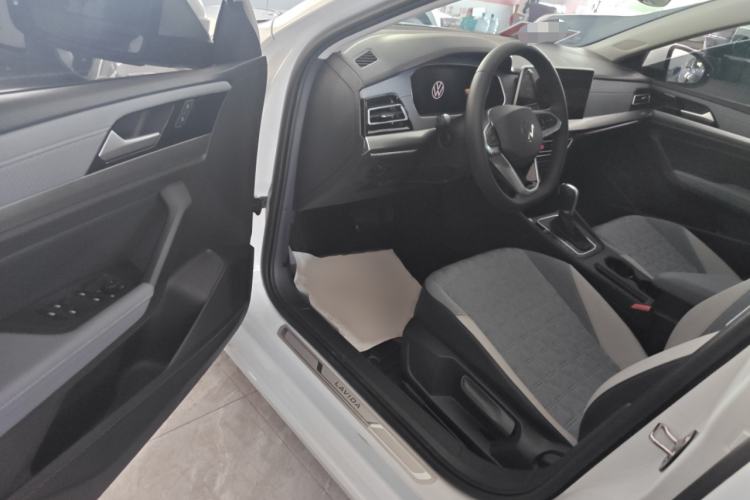 Used Volkswagen Lavida 2023 280TSI DSG Full-Comfort Edition Interior 1