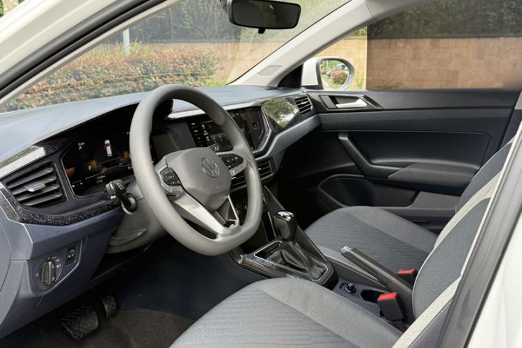 Used Volkswagen Lavida 2023 New Sharp 1.5L Automatic Excellent New Edition Interior 2