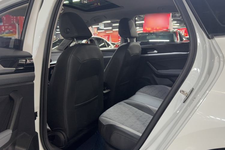 Used Volkswagen Lavida 2023 1.5L Automatic Full-Comfort Edition Interior 2
