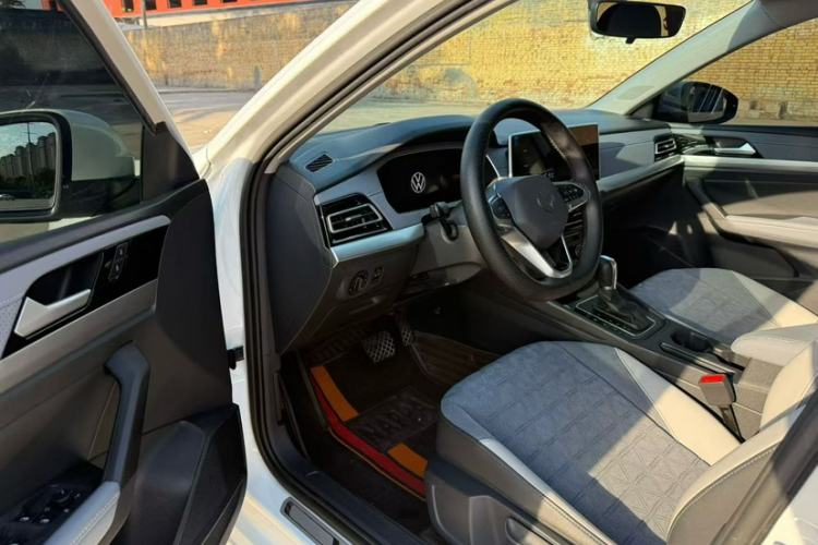 Used Volkswagen Lavida 2023 280TSI DSG Full-Comfort Edition Interior 2