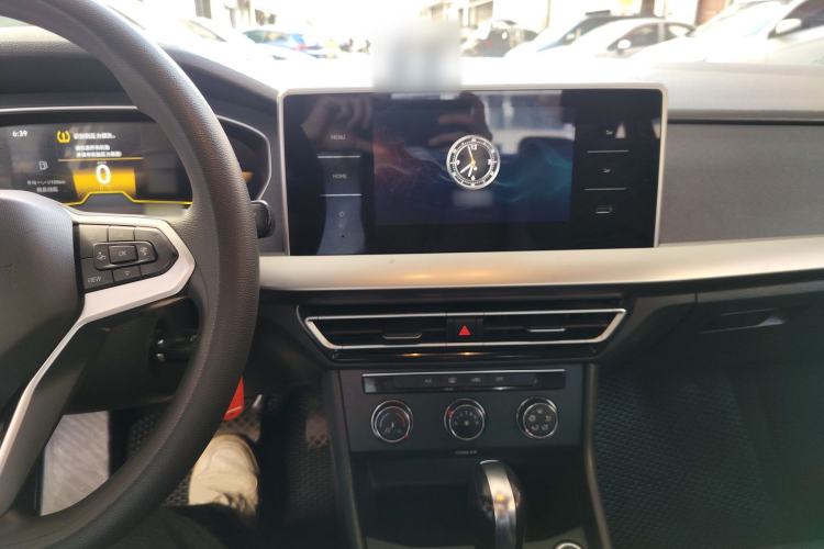 Used Volkswagen Lavida 2023 Revised 1.5L Automatic DeYi Edition Interior 2