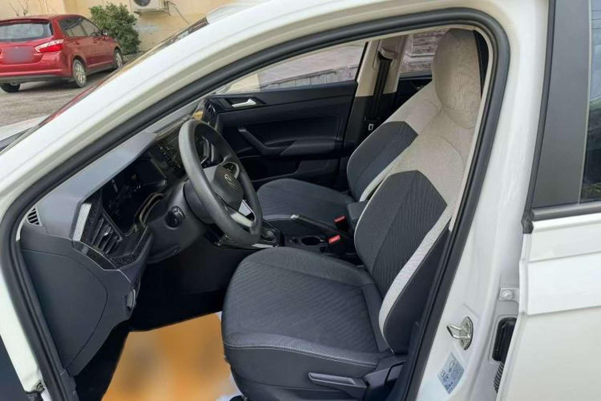 Used Volkswagen Lavida 2023 1.5L Automatic De Yi Edition Interior 3