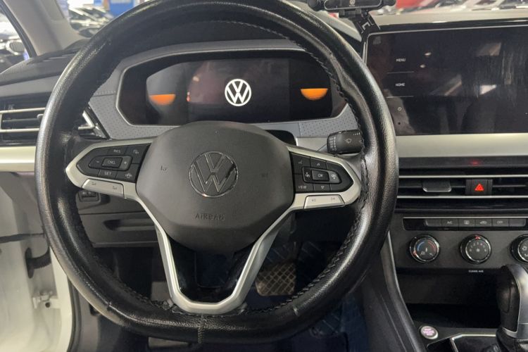 Used Volkswagen Lavida 2023 1.5L Automatic Full-Comfort Edition Interior 3