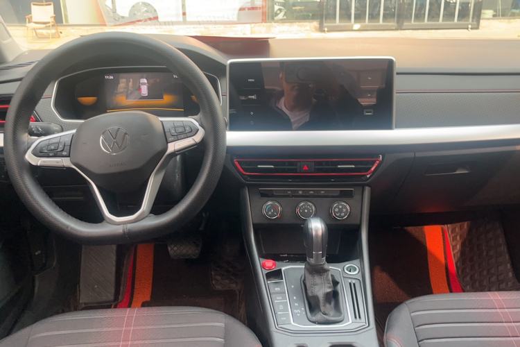 Used Volkswagen Lavida 2023 300TSI DSG Starry Full-Comfort Edition Interior 3