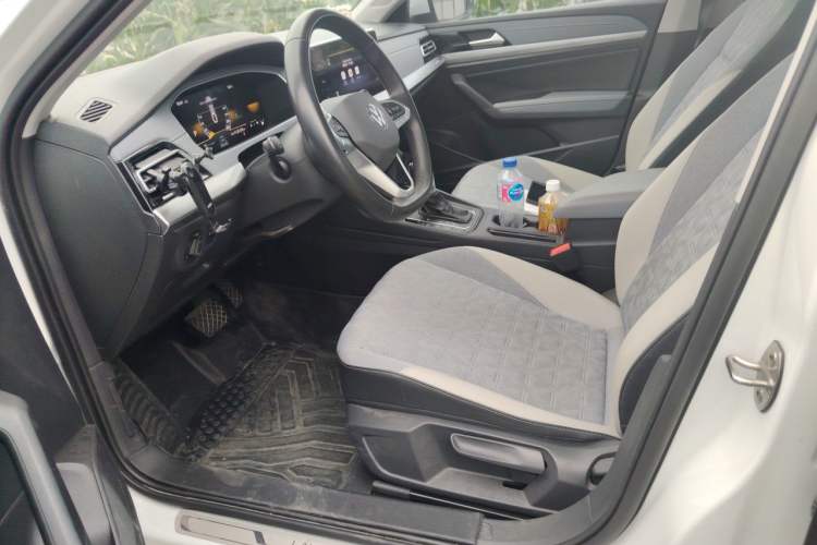 Used Volkswagen Lavida 2023 300TSI DSG Full-Comfort Edition Interior 3