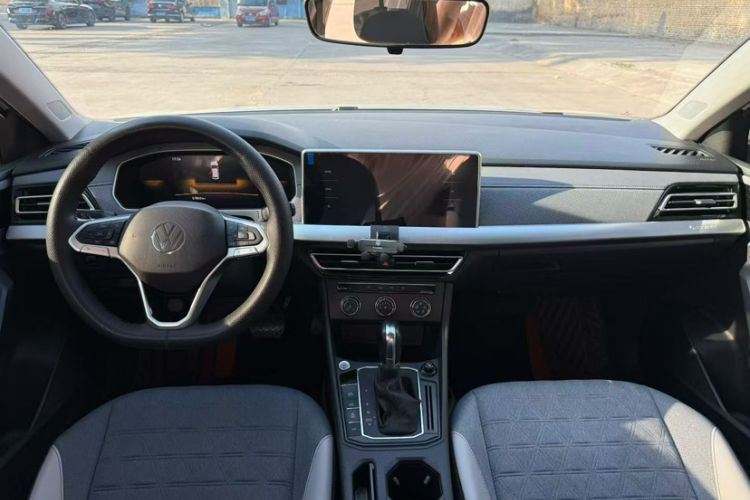 Used Volkswagen Lavida 2023 280TSI DSG Full-Comfort Edition Interior 3