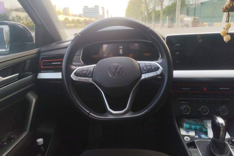 Used Volkswagen Lavida 2023 200TSI DSG Starry Full-Comfort Edition Interior 3