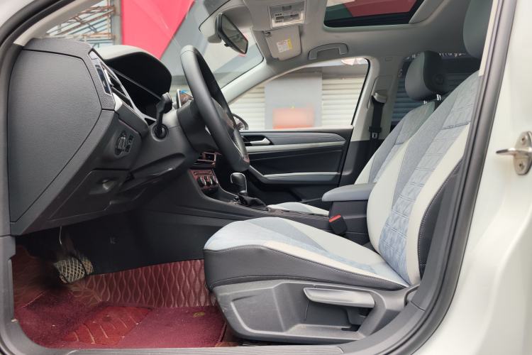 Used Volkswagen Lavida 2023 300TSI DSG Full-Comfort Edition Interior 3