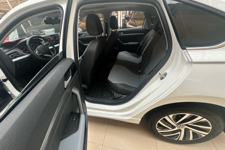 Used Volkswagen Lavida 2023 Revised Version 1.5L Automatic 5 Millionth Edition Interior 4