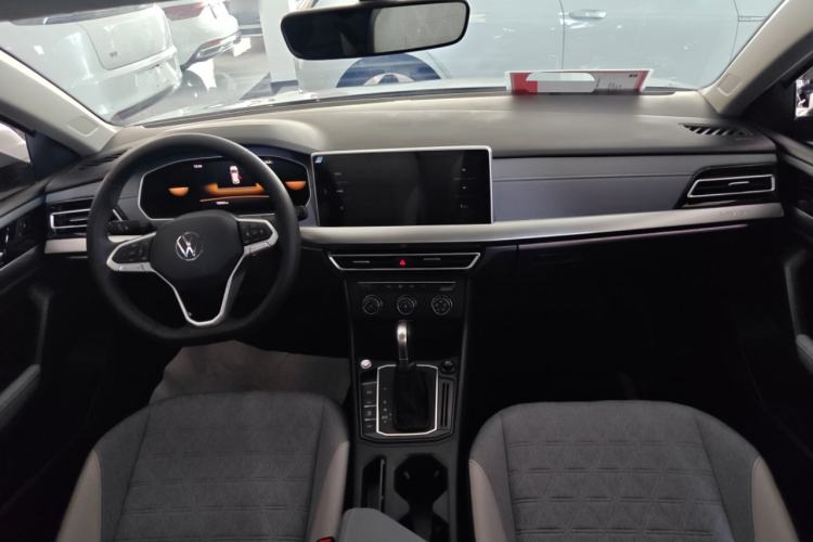 Used Volkswagen Lavida 2023 280TSI DSG Full-Comfort Edition Interior 4