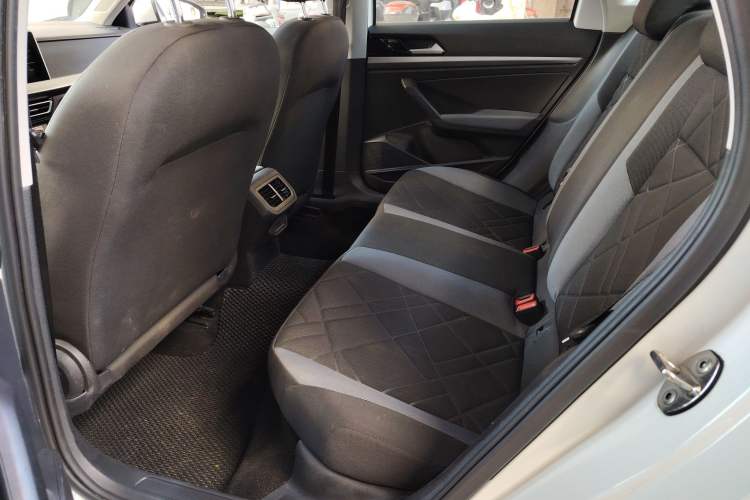 Used Volkswagen Lavida 2023 Revised 1.5L Automatic DeYi Edition Interior 4