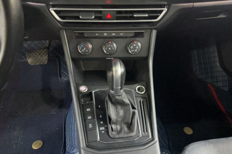 Used Volkswagen Lavida 2023 1.5L Automatic Full-Comfort Edition Interior 5