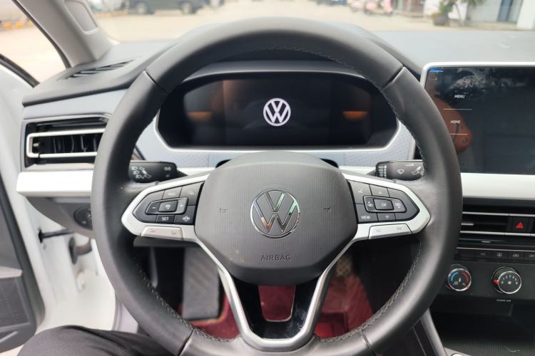 Used Volkswagen Lavida 2023 300TSI DSG Full-Comfort Edition Interior 5