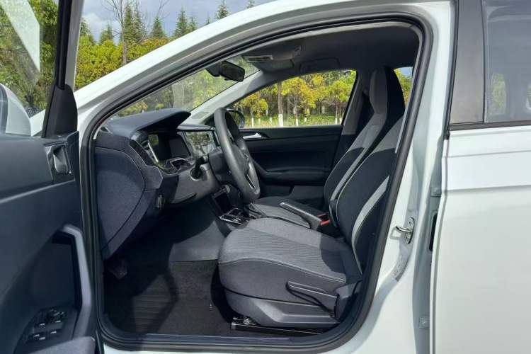 Used Volkswagen Lavida 2023 New Sharp 1.5L Automatic Excellent New Edition Interior 8